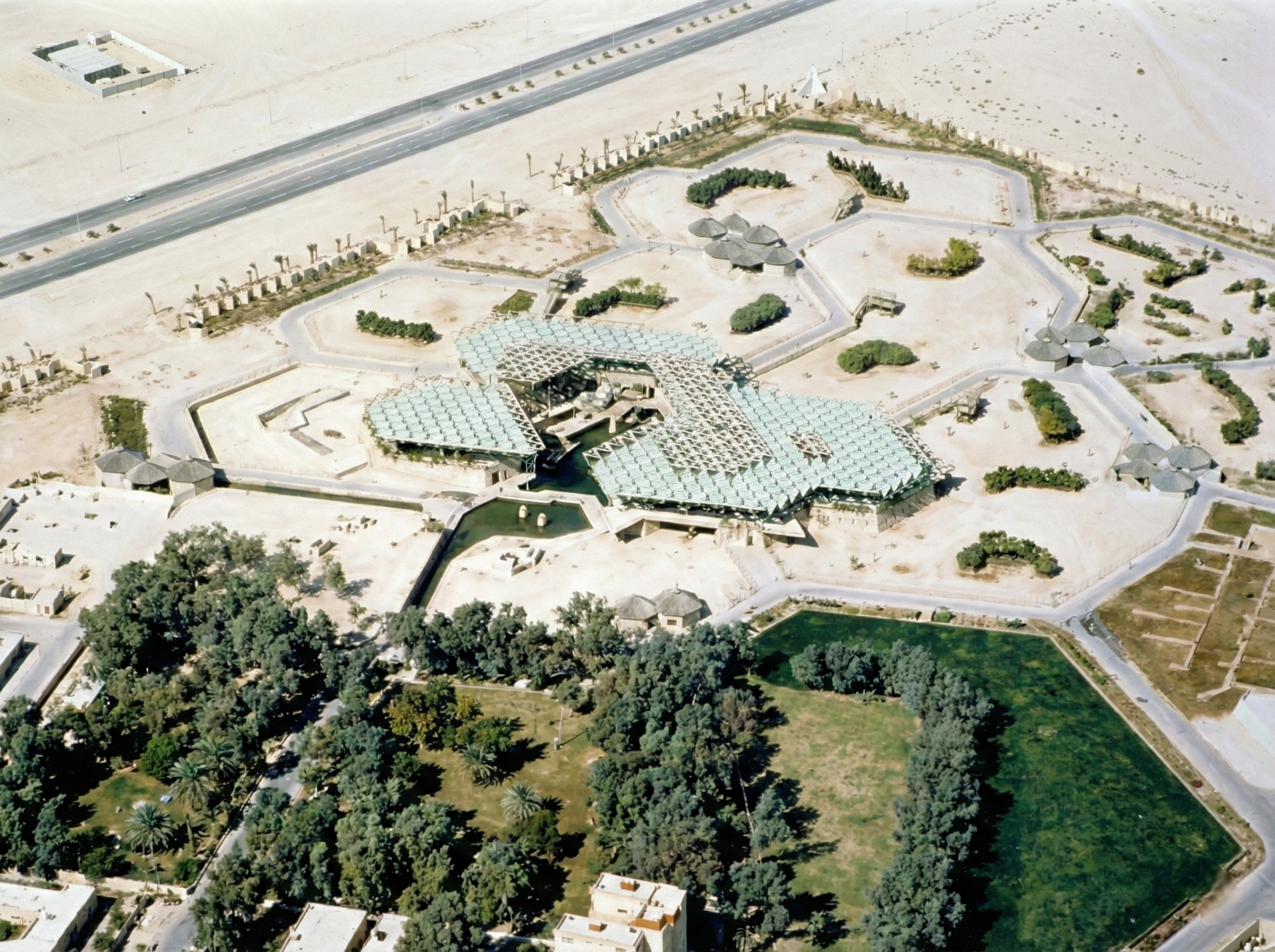 Maintenance and development of the zoo